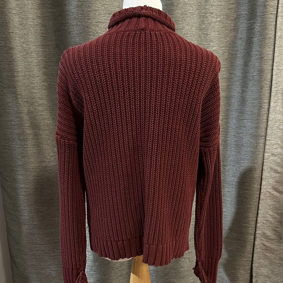 Express Maroon Turtleneck Sweater - Picture 4 of 4